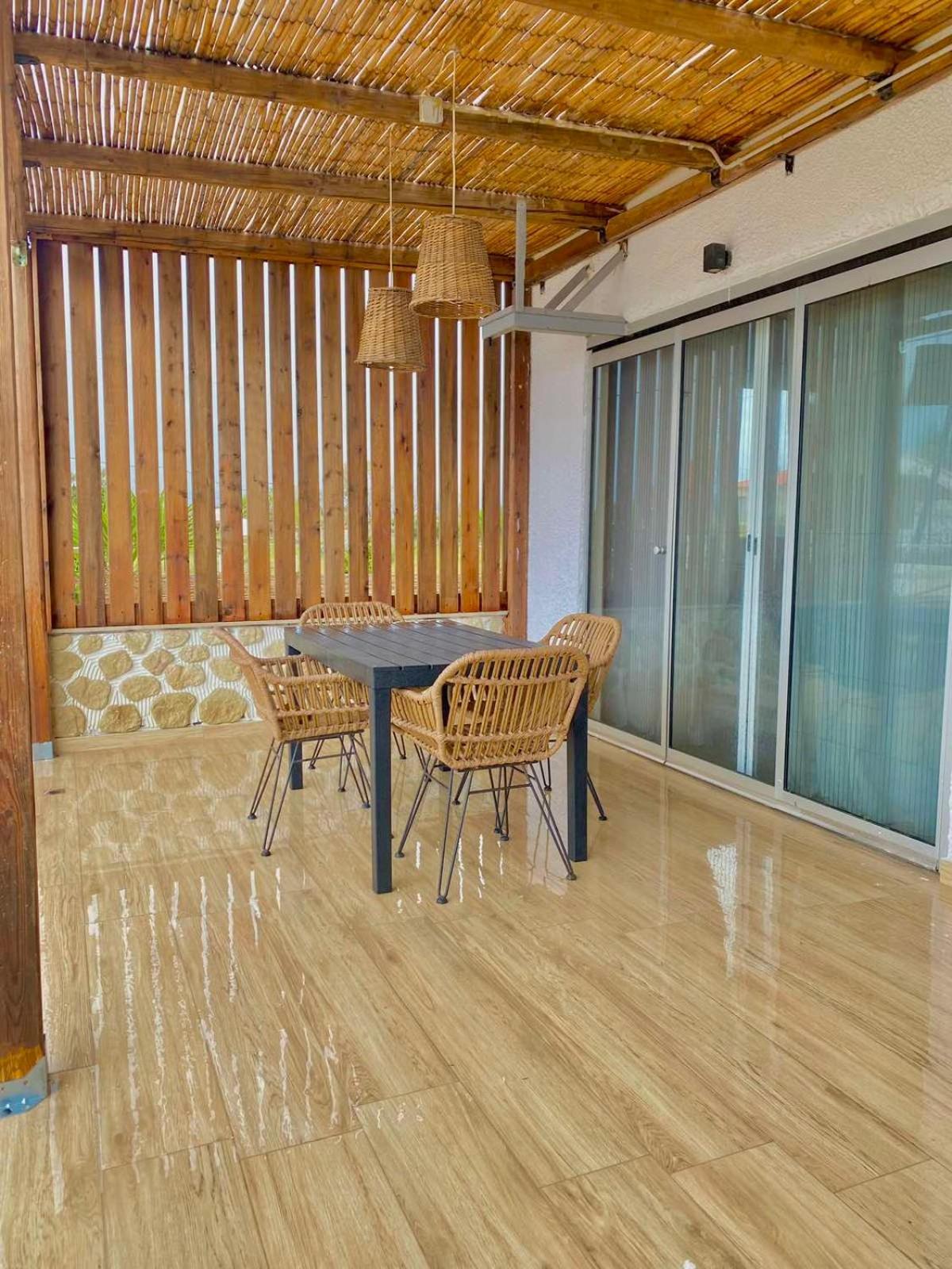 Boho Natural Beachfront Detached House Analipsis  エクステリア 写真